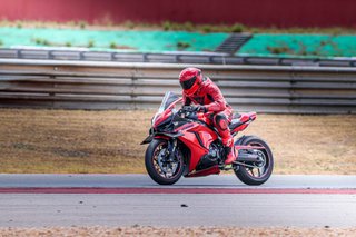 Mono Dainese Laguna Seca 5  TALLA 52