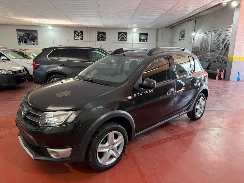 Dacia Sandero 2015 - foto 1