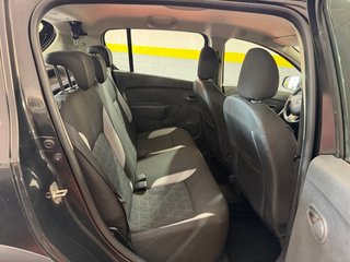 Dacia Sandero 2015