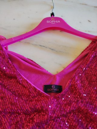 Abito elegante fucsia con paillettes