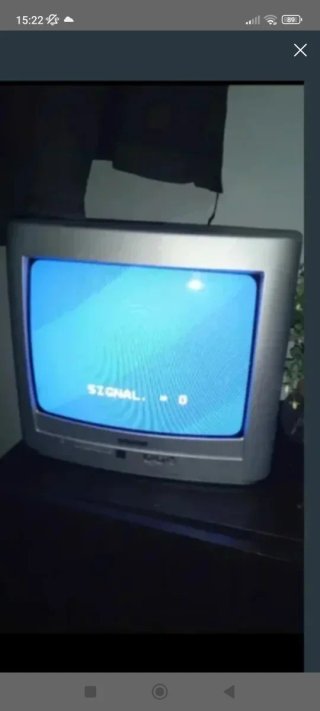 Televisor Plata Pantalla Azul