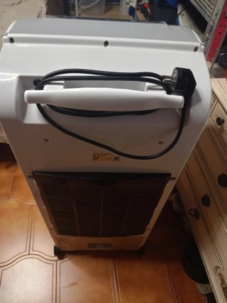 Climatizador Portátil M-CONFORT E1200 1300m3/h 10l