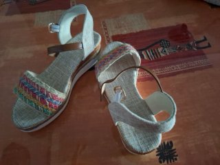 Sandalias de cuña multicolor