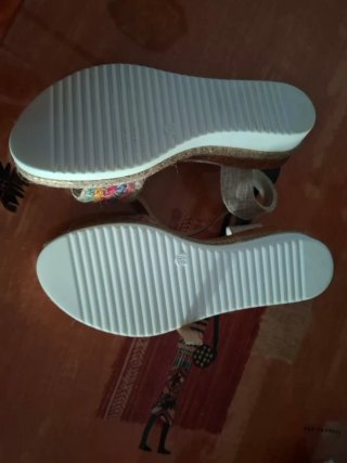 Sandalias de cuña multicolor