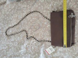 Bolso Misako marrón con cadena