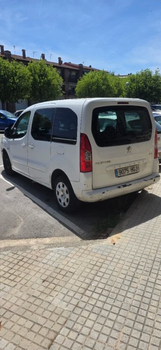 Peugeot Partner 2012