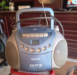 Radio CD Sanyo MP3