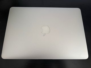 MacBook Air 2017 i5 13' 8GB RAM 128GB