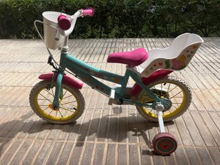 Bicicleta Peppa Pig 12 con ruedas desinfladas
