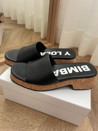 Sandalias Bimba y Lola Negras
