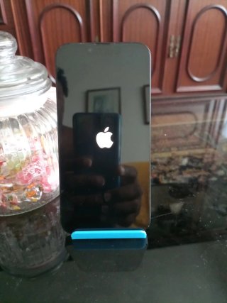 iPhone 16e para piezas