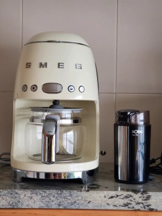 Cafetera Smeg Goteo Crema