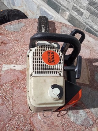 Motosierra Stihl 200 Profesional