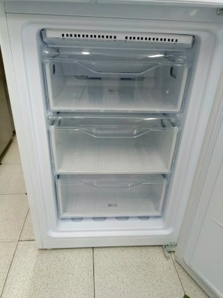Nevera combi Indesit 190/60cm A++ con garantia