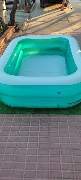 Piscina hinchable infantil de plástico
