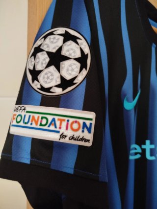 Camiseta Inter de Milán. Talla M.