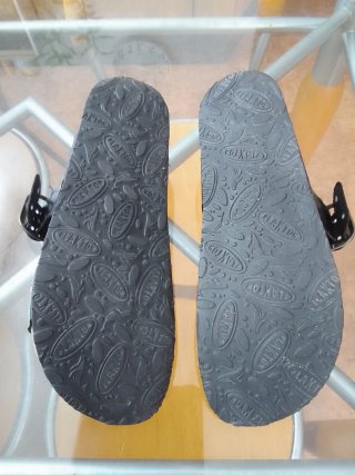 Sandalias piel negras 40