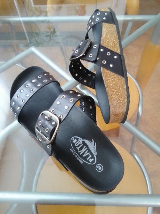 Sandalias piel negras 40