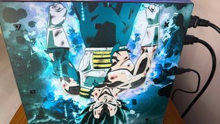 PS4 Pro 1TB + 3 Mandos + Extras JB