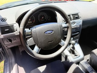 Ford Mondeo 2.0 tdci 6 velovidades