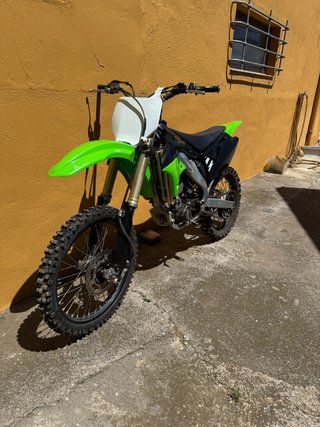 Moto de Cross Kawasaki 250cc