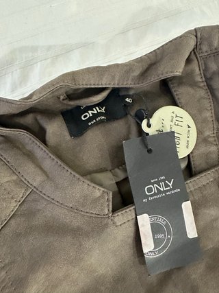 Chaqueta Only Talla M/38 Marrón
