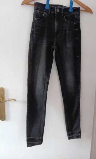 Pantalones vaqueros negros