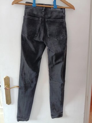 Pantalones vaqueros negros