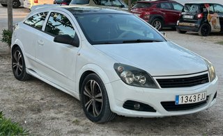 Opel Astra GTC Sport 1700 CDTI