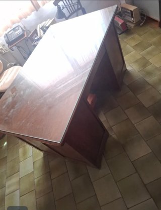 Escritorio madera antiguo tapa cristal
