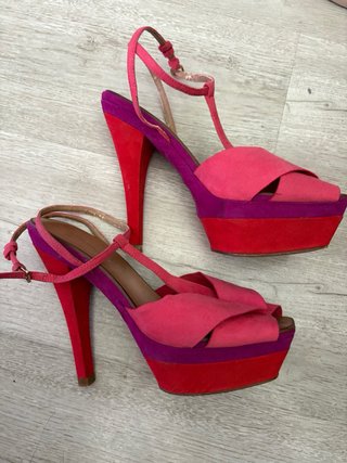 Zapatos tacón Zara