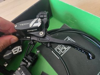 Frenos Hope Tech 4 E4
