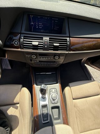 BMW X5 2011