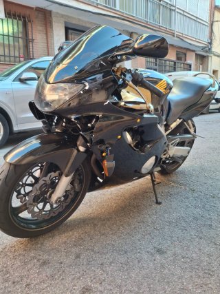 Vendo moto Honda cbr 600f ano 2000 carburación a