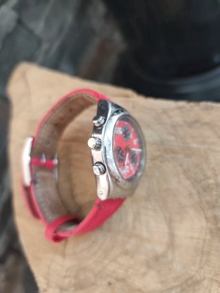 Swatch Irony Chrono SECRET AGENT RED