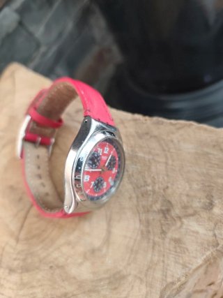 Swatch Irony Chrono SECRET AGENT RED