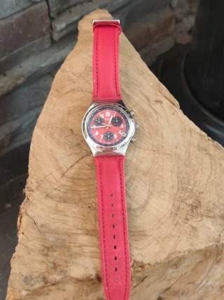 Swatch Irony Chrono SECRET AGENT RED