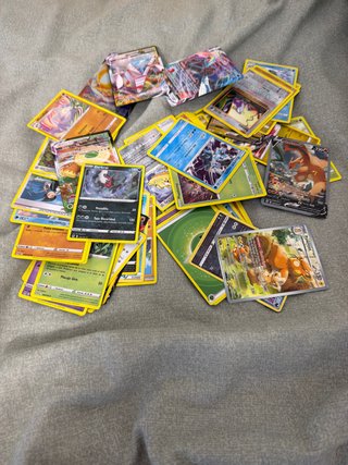 Cartas Pokémon Variadas