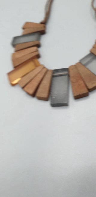 Collana Vintage Legno Indonesiana Raggera