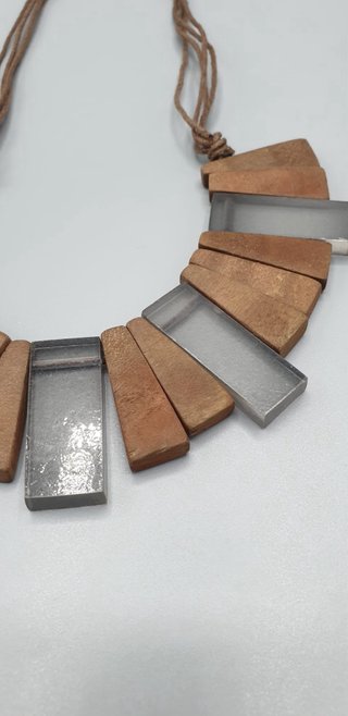 Collana Vintage Legno Indonesiana Raggera