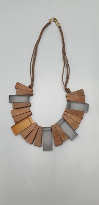 Collana Vintage Legno Indonesiana Raggera