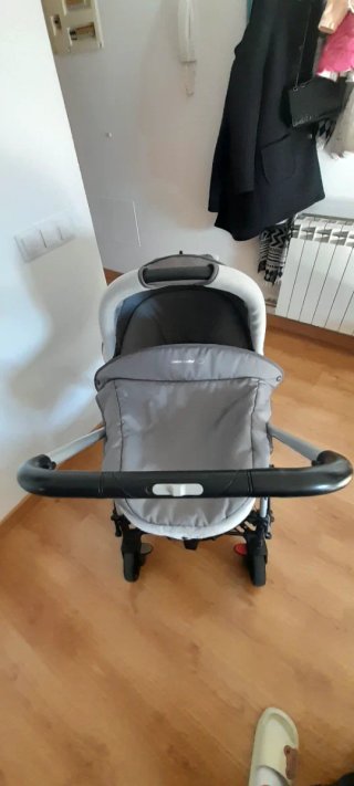 Silla de paseo y capazo Bebé Confort
