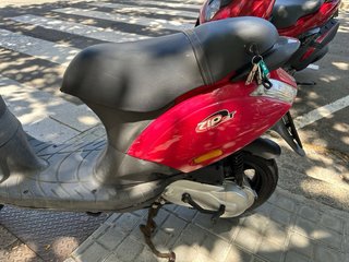 Piaggio Zip 49cc 2T Roja