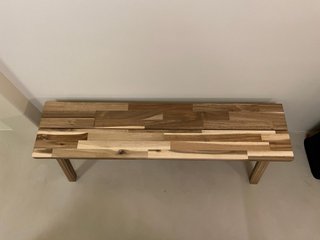 Banco de madera rústico