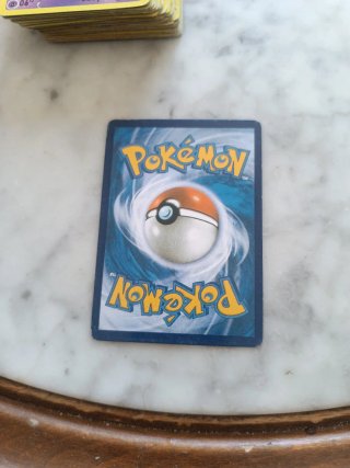 Carta Pokémon Dragonite GX 250 HP