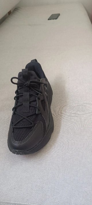 Zapatillas Under Armour Negras