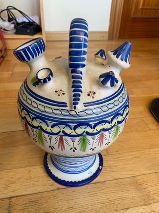 Jarrones de cerámica decorados