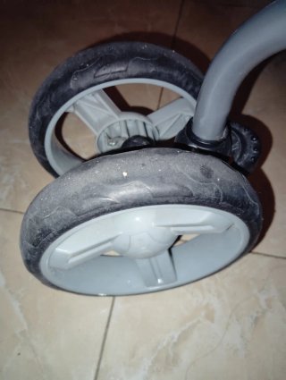 Silla de paseo Asalvo gris y rosa