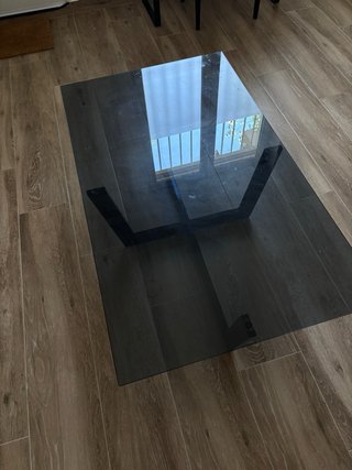 Mesa de centro cristal negro y metal