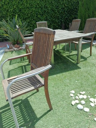 Conjunto mesa y sillas exterior madera  acero inox